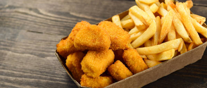 Chicken Nuggets & Chips 